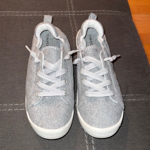 Maurices Shoes Size 8.5